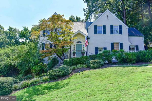 1911 BELLE HAVEN RD, Alexandria, VA 22307