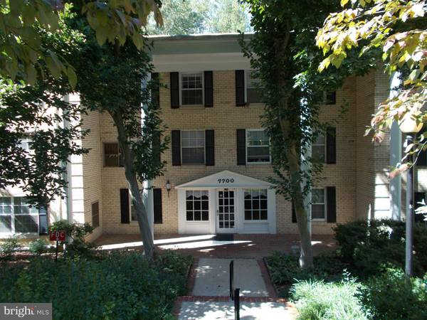 7700 TREMAYNE PL #308, Mclean, VA 22102