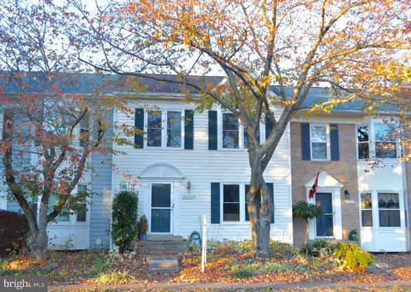 5194 GLEN MEADOW DR, Centreville, VA 20120