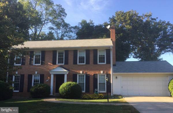 2512 FERNWOOD DR, Vienna, VA 22181