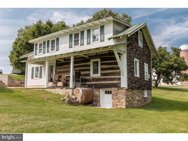 10 CABIN CREEK LN, Bernville, PA 19506