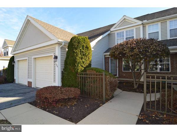 104 OAK HILL LN, Wyomissing, PA 19610