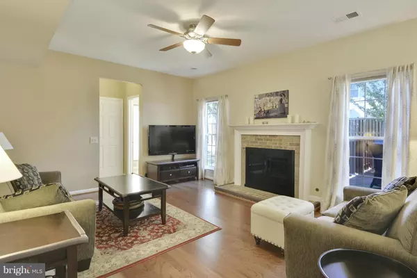 Alexandria, VA 22306,4104 CASEY CT