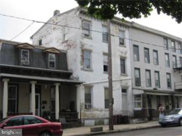 326 W BROAD ST, Tamaqua, PA 18252