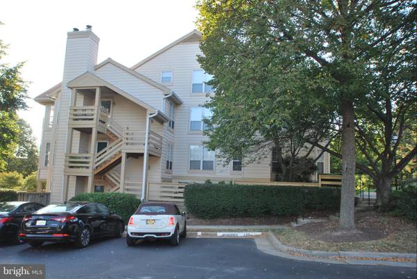 4508-G HAZELTINE CT #G, Alexandria, VA 22312