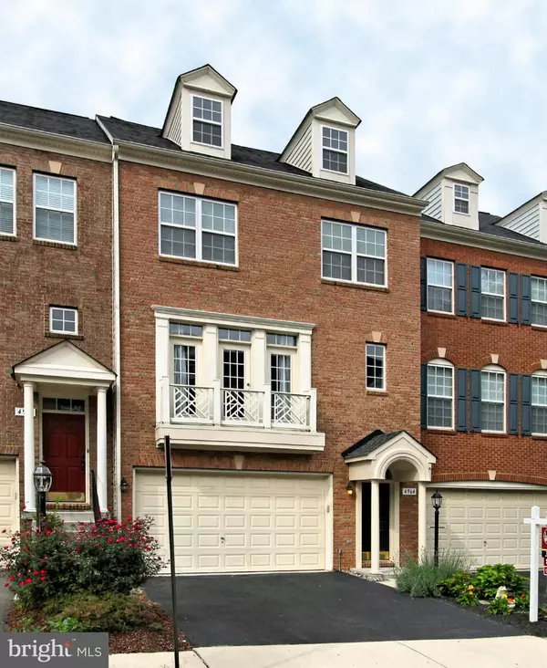 4964 VAIL RIDGE LN, Fairfax, VA 22030