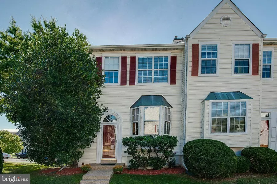 6881 SIGNATURE CIR, Alexandria, VA 22310