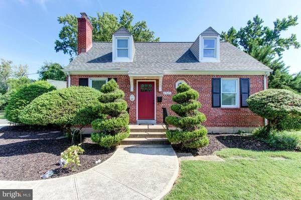 2925 SUMMERFIELD RD, Falls Church, VA 22042