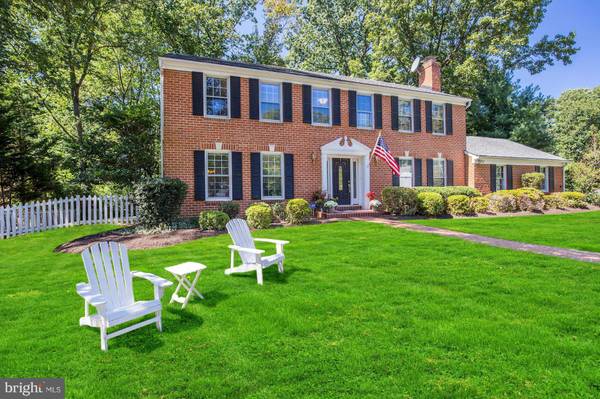 9019 EDGEPARK RD, Vienna, VA 22182