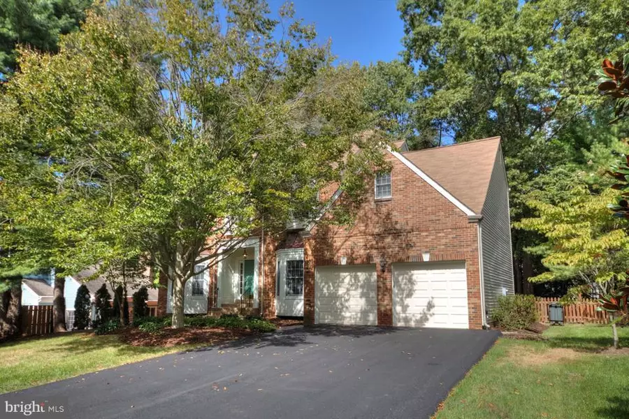 5305 TRACTOR LN, Fairfax, VA 22030