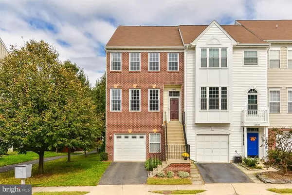 6642 PATENT PARISH LN, Alexandria, VA 22315