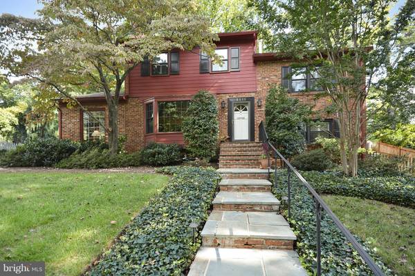 2331 BARBOUR RD, Falls Church, VA 22043