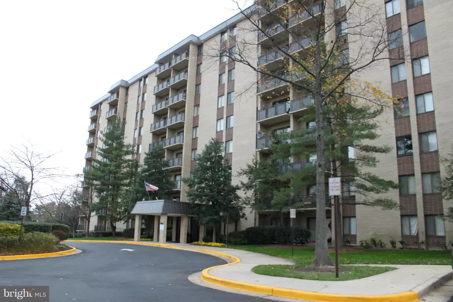 3101 MANCHESTER ST S #210, Falls Church, VA 22044