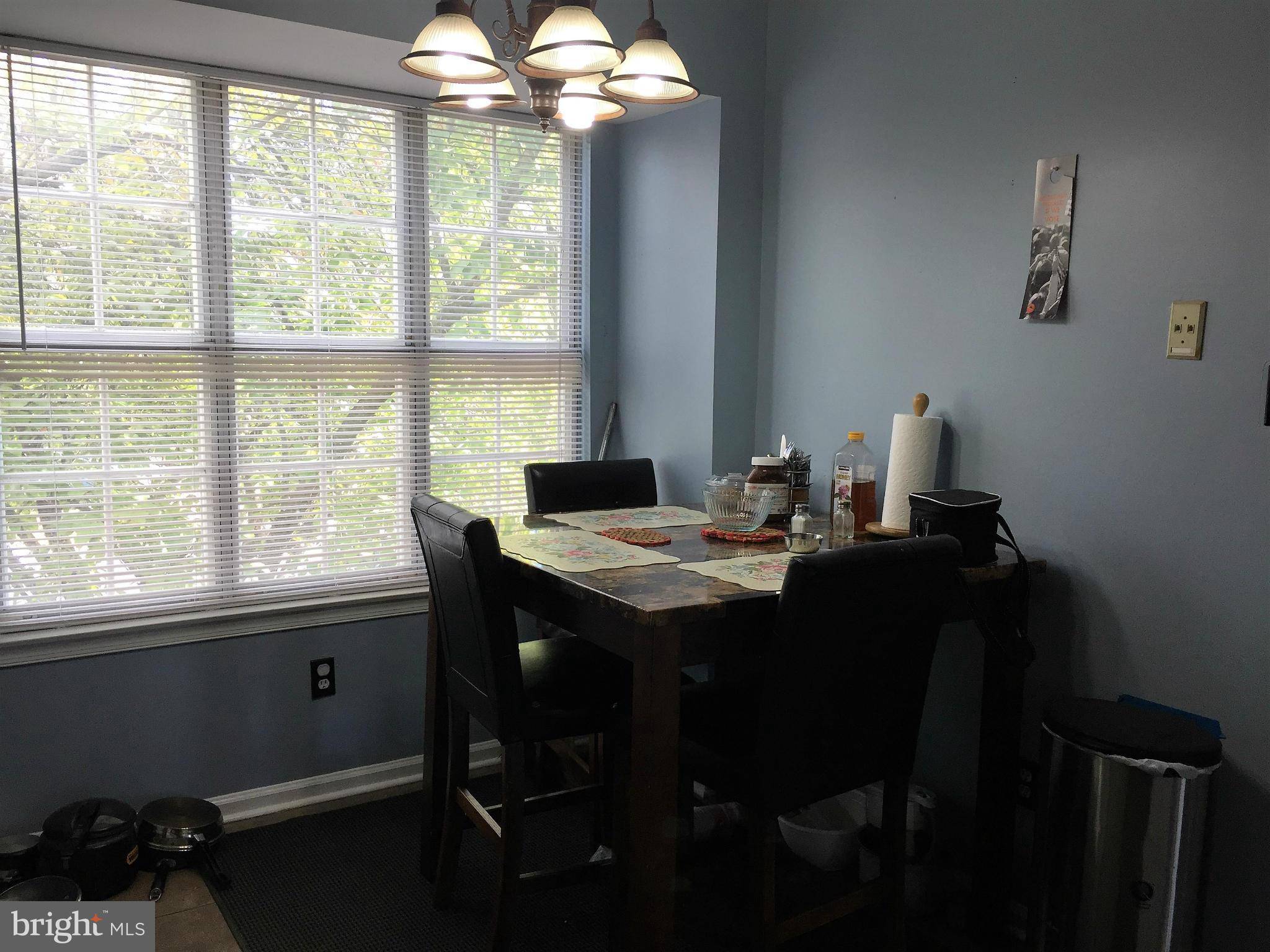 Chantilly, VA 20151,4158 PLEASANT MEADOW CT