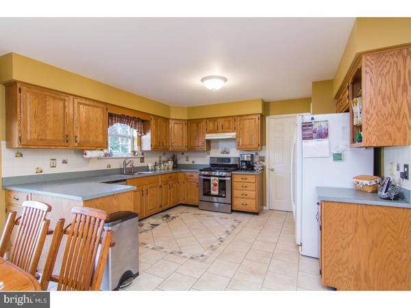 Gilbertsville, PA 19525,106 NOBLE LN