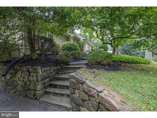 1208 COUNTY LINE RD, Wayne, PA 19087