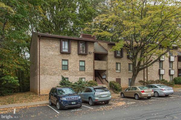 11629 STONEVIEW SQ #1B, Reston, VA 20191