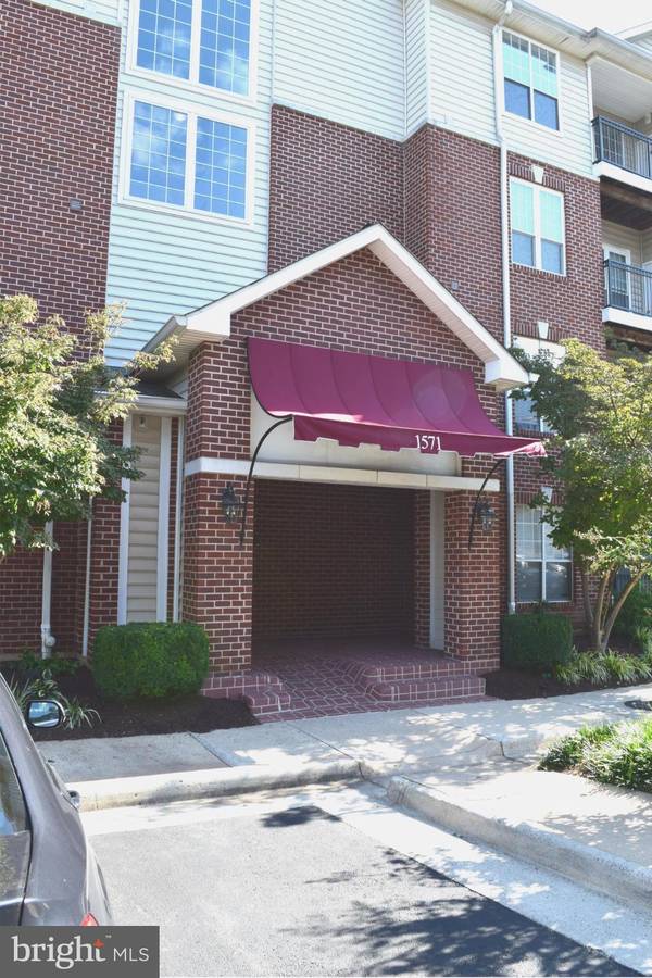 1571 SPRING GATE DR #6407, Mclean, VA 22102