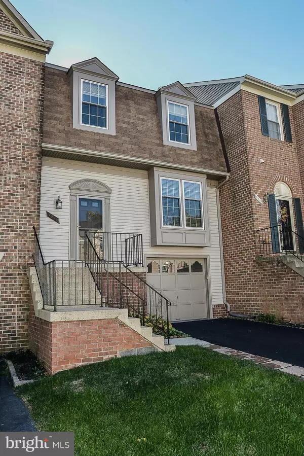 7836 PAINTED DAISY DR, Springfield, VA 22152