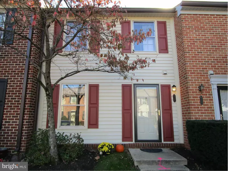 6107 DECLARATION SQ, Alexandria, VA 22312