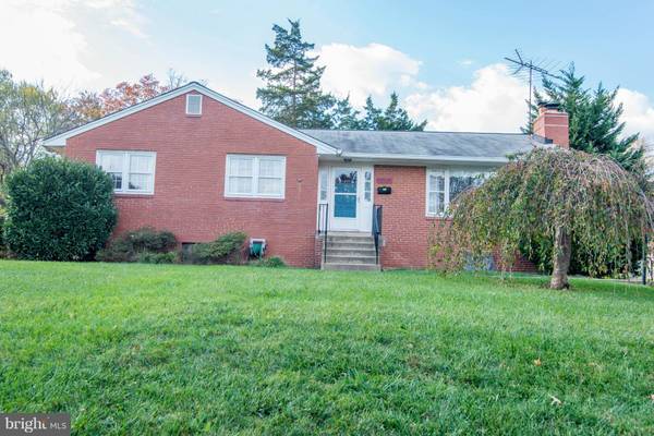 6808 DERRELL CT, Alexandria, VA 22307