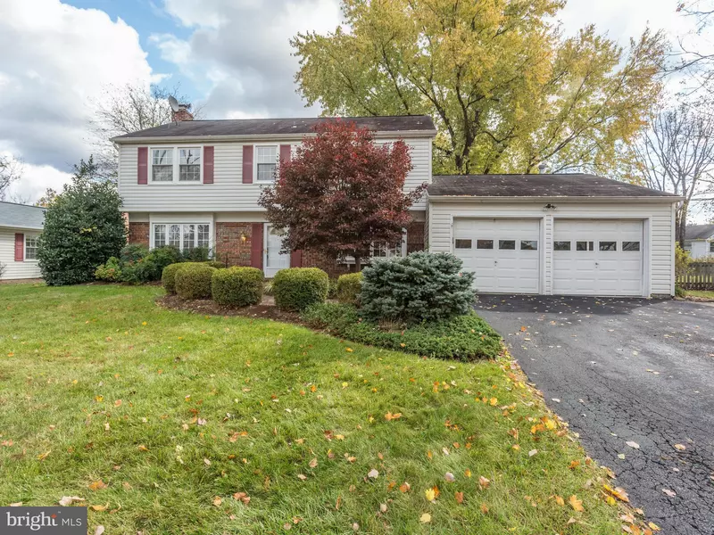 4229 PEEKSKILL LN, Fairfax, VA 22033