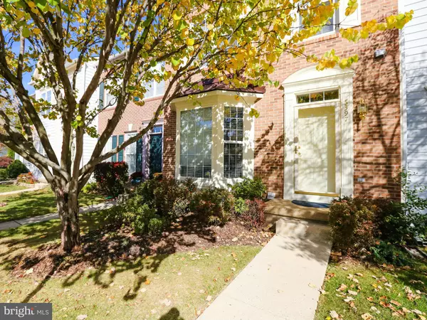 5397 SUMMER LEAF LN, Alexandria, VA 22312