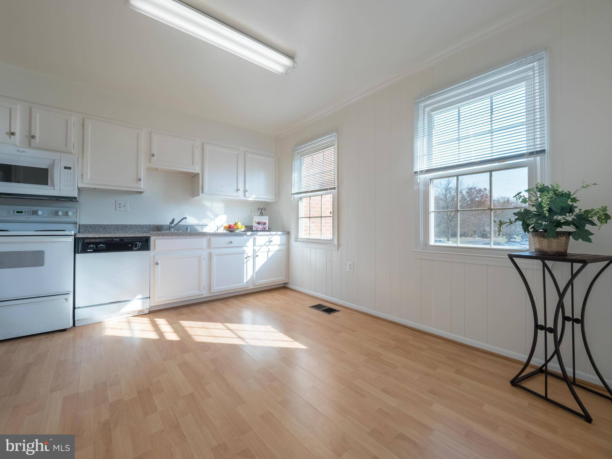Burke, VA 22015,6008 MARDALE LN