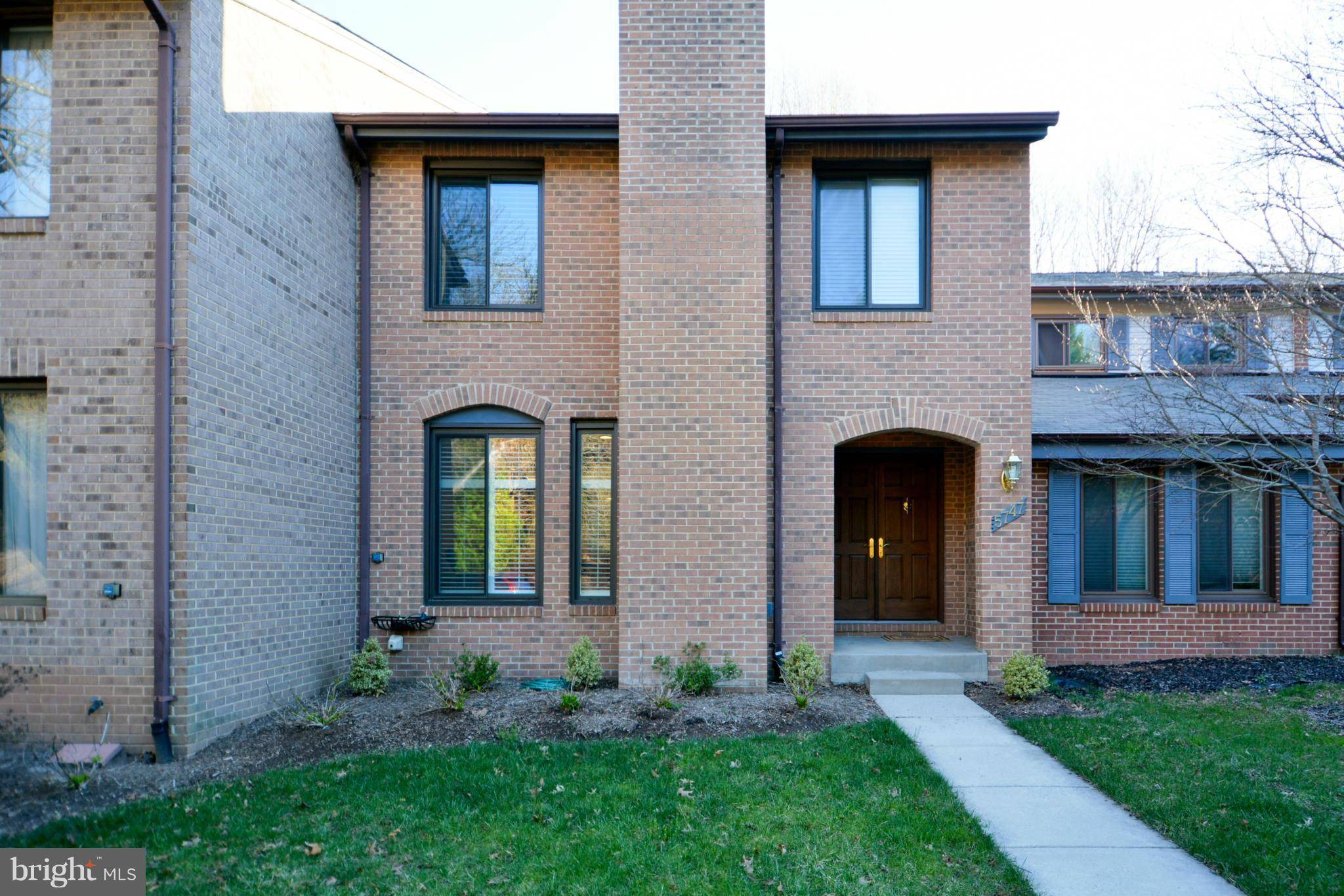 5747 WATERS EDGE LANDING LN, Burke, VA 22015