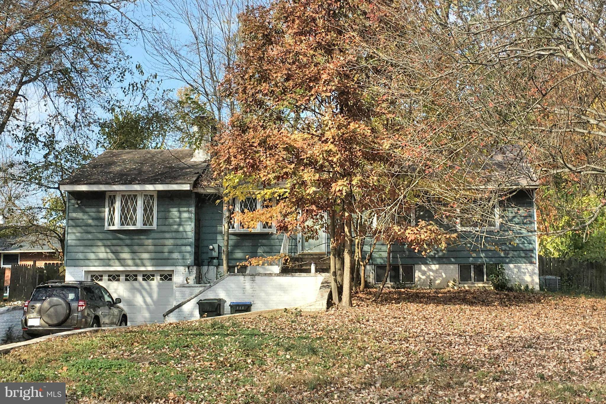 4912 RAVENSWORTH RD, Annandale, VA 22003