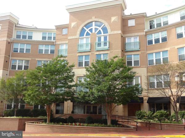 12000 MARKET ST #363, Reston, VA 20190