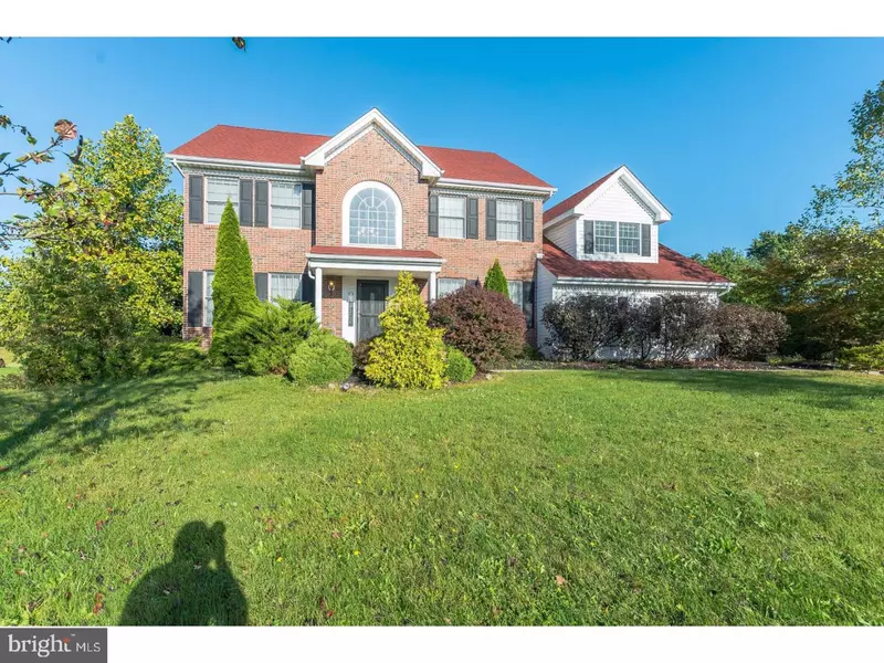 5232 LOVERING DR, Doylestown, PA 18902