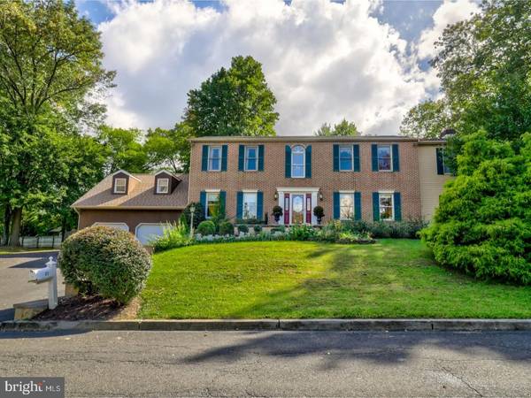 23 COUNTRY CLUB LN, Langhorne, PA 19047