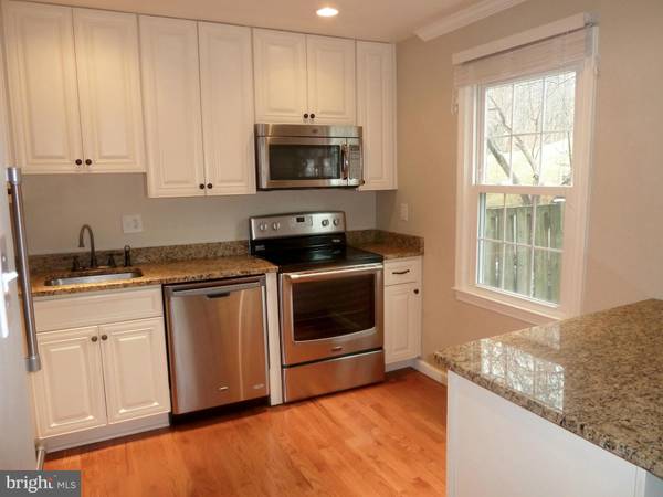 Springfield, VA 22151,8319 UXBRIDGE CT