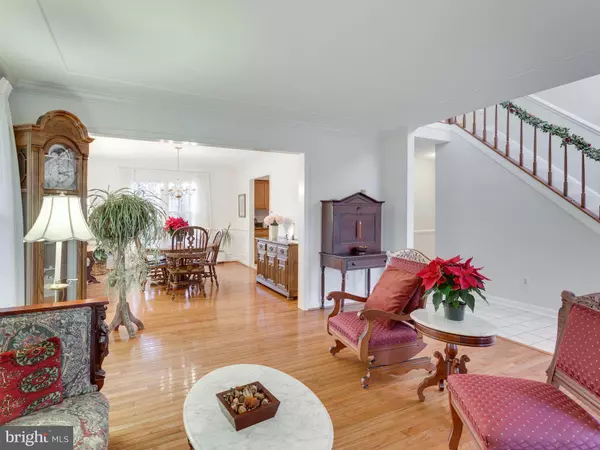 Fairfax, VA 22030,12909 CHALKSTONE CT