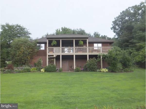 40 PHAONS RD, Pine Grove, PA 17963