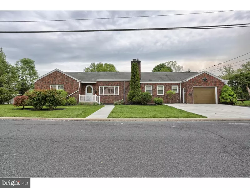 100 AVE E, Schuylkill Haven, PA 17972