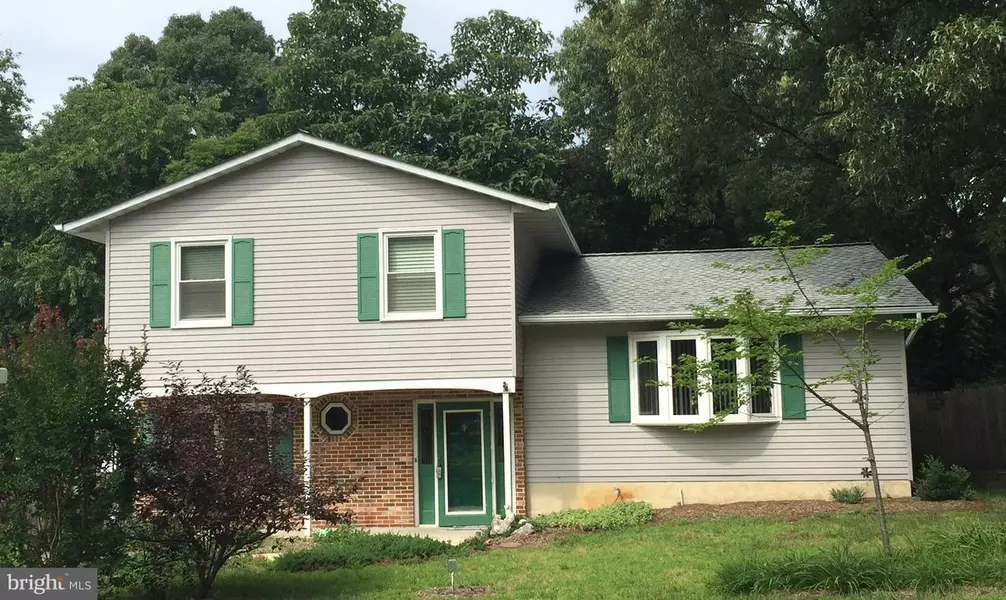 220 PENNSYLVANIA AVE, Pasadena, MD 21122