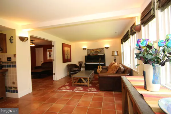 Crownsville, MD 21032,1009 SHORE END DR