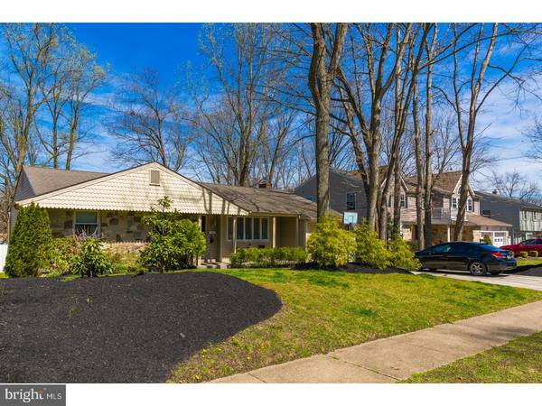 1912 HUNTINGTON DR, Cherry Hill, NJ 08003