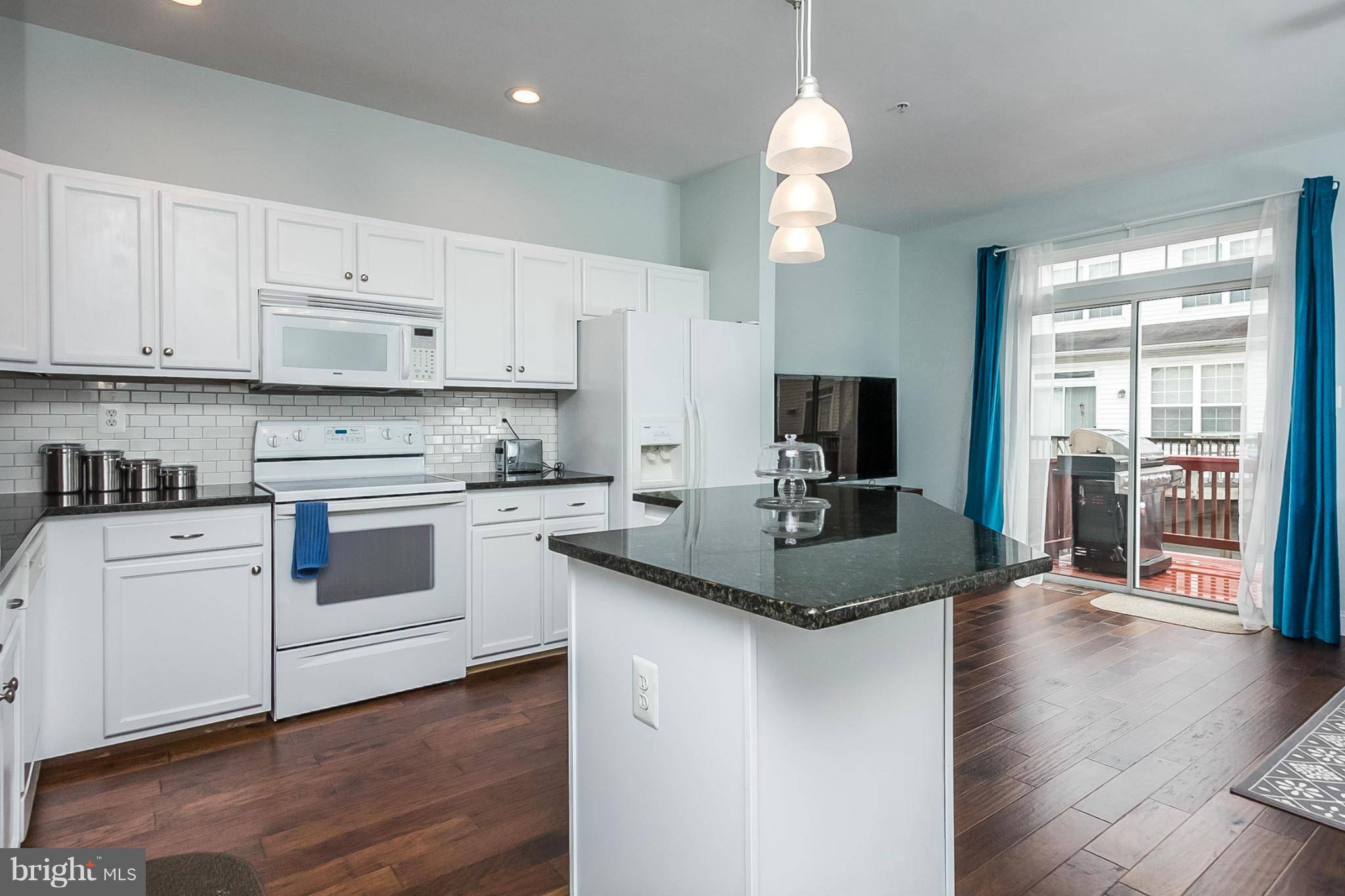 Pasadena, MD 21122,4011 APPLE JACK CT
