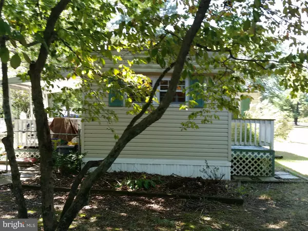 1501-D BERKLEY CT, Harwood, MD 20776