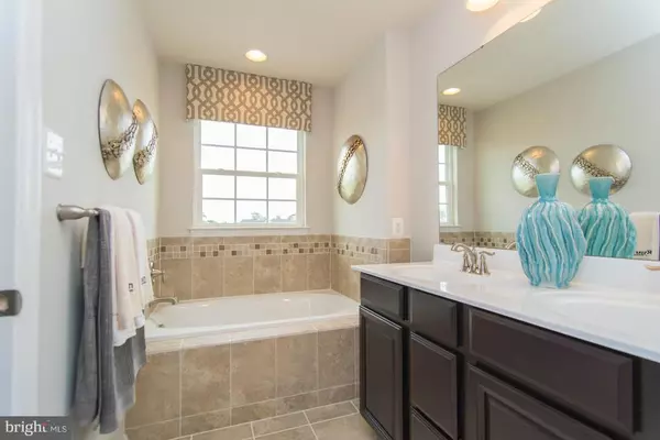 Hanover, MD 21076,7627 HAMILTON XING