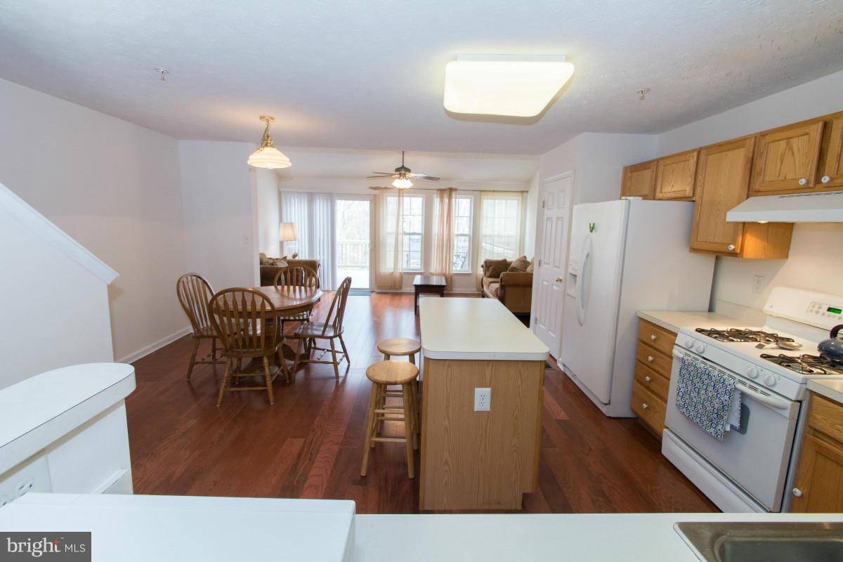 Odenton, MD 21113,1516 FALLING BROOK CT