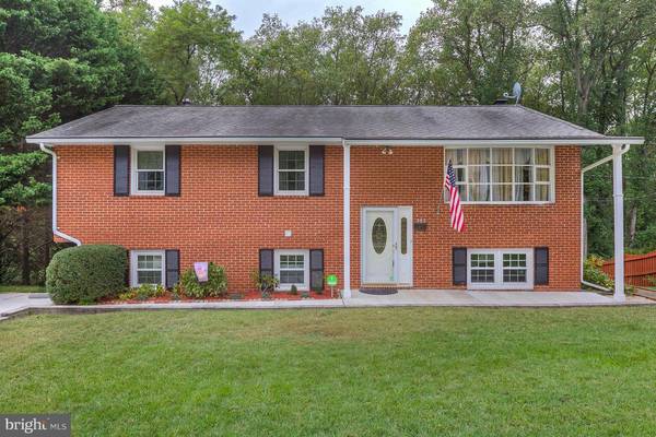 392 CENTERHILL AVE, Linthicum, MD 21090