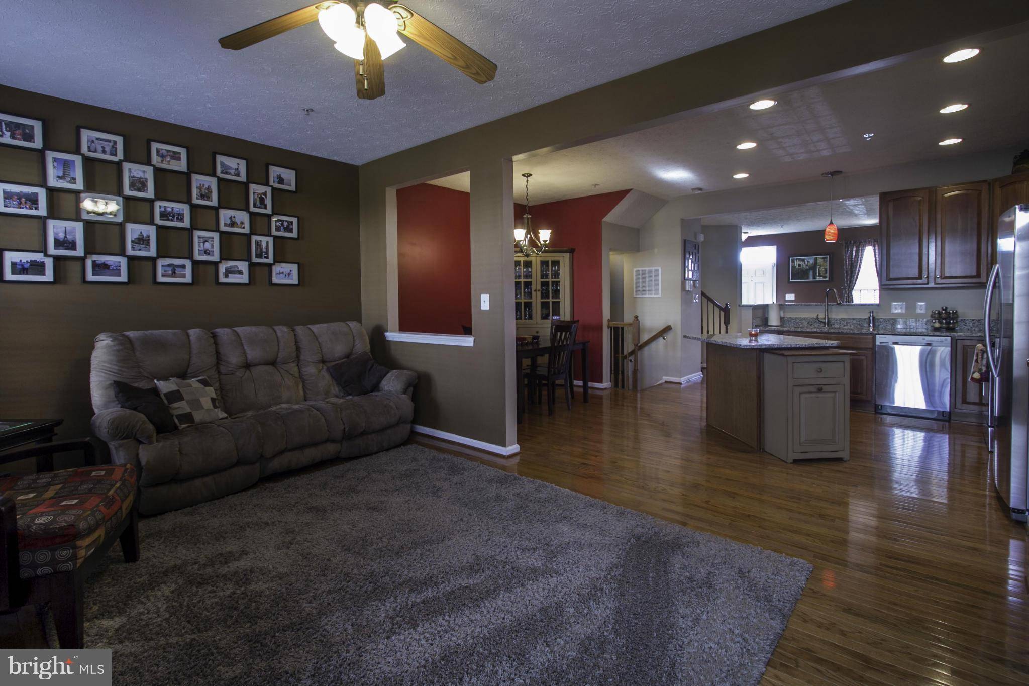 Odenton, MD 21113,906 GLAZE CT