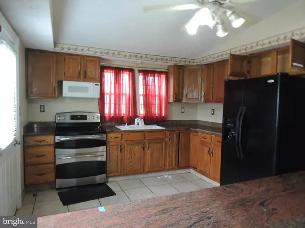 Severn, MD 21144,7758 TWIN OAKS RD