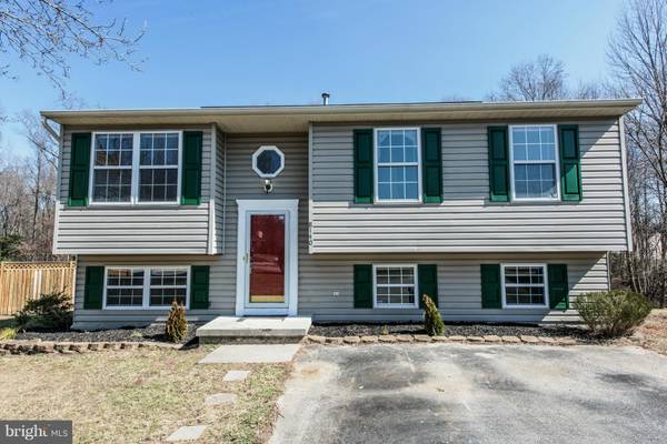 8140 MOUNTAIN VIEW CIR, Pasadena, MD 21122