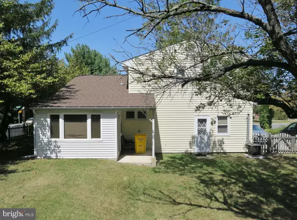 Linthicum Heights, MD 21090,327 ARDMORE RD