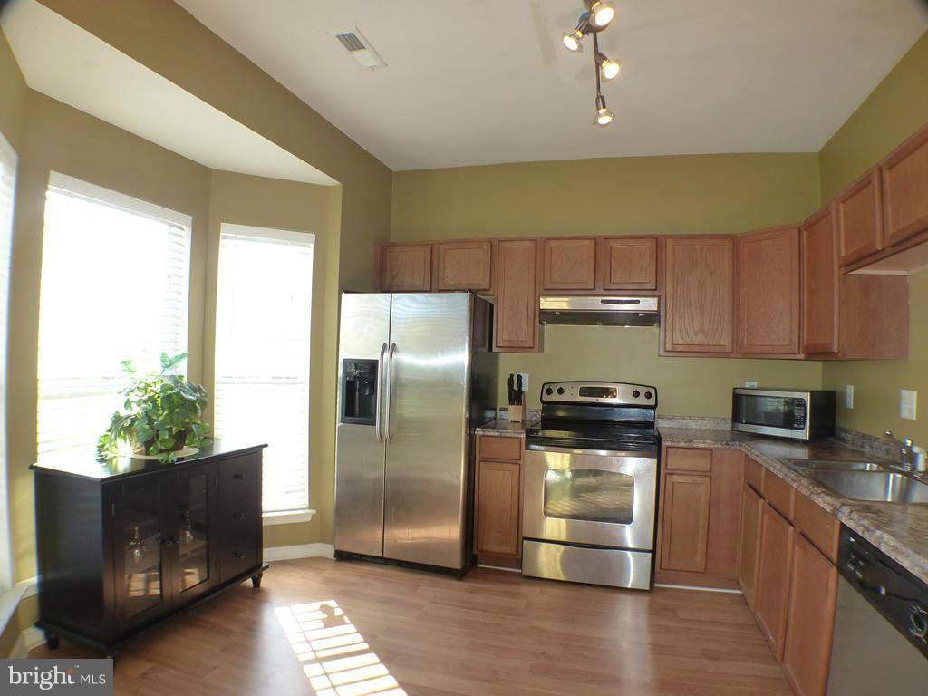 Odenton, MD 21113,1966 CAMELIA CT